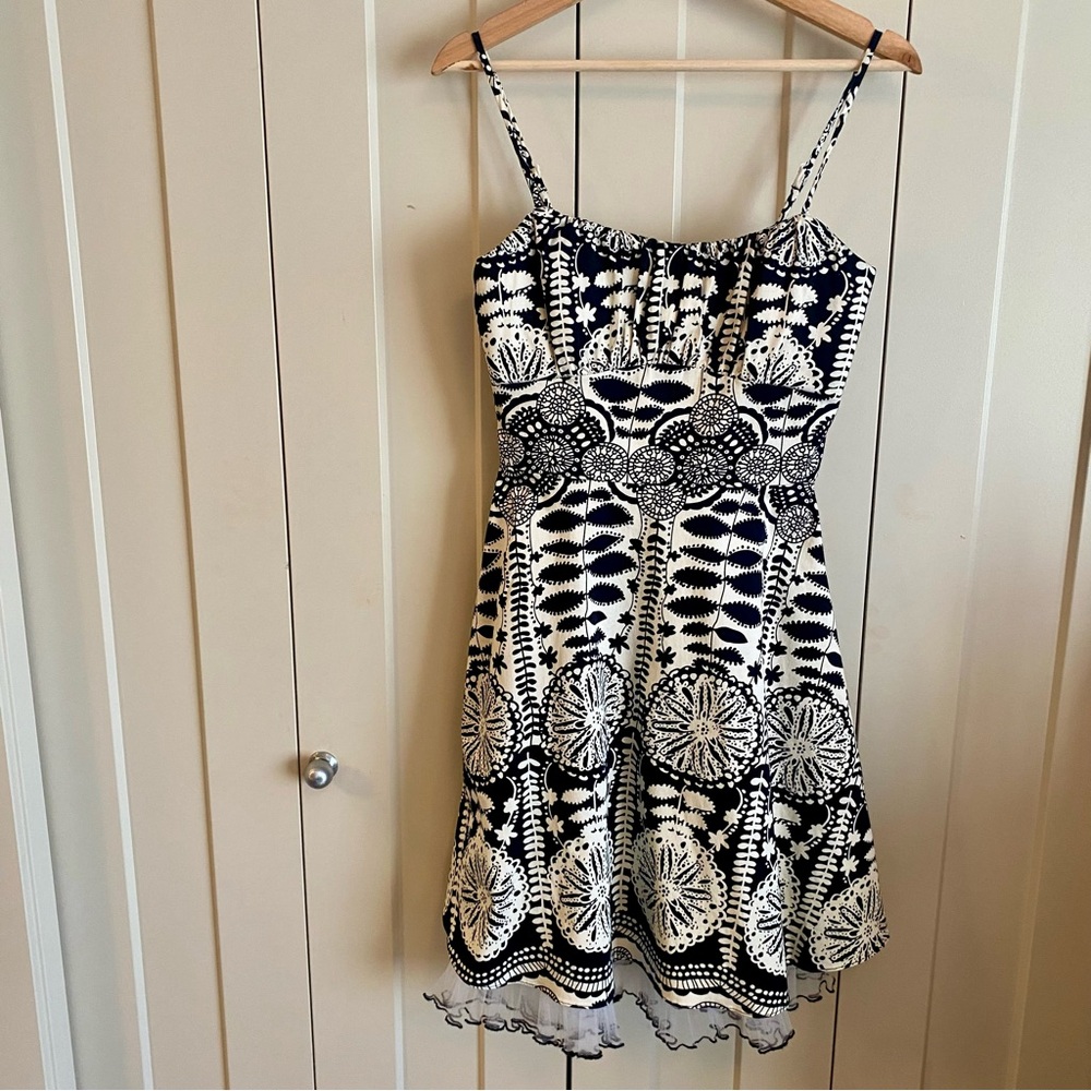 1950's Retro Inspired-Alyn Paige -Floral Dress with Crinoline - size 6